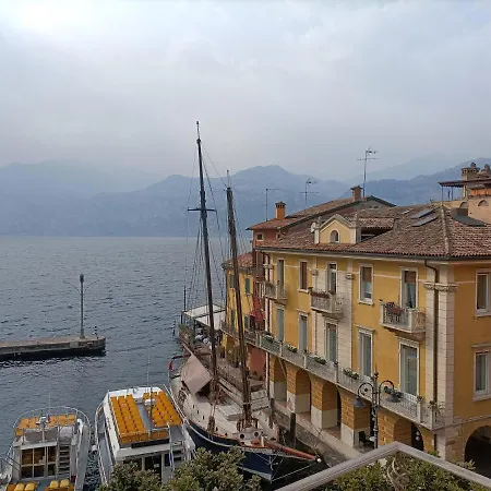 Sonny Apartments Malcesine Exterior photo